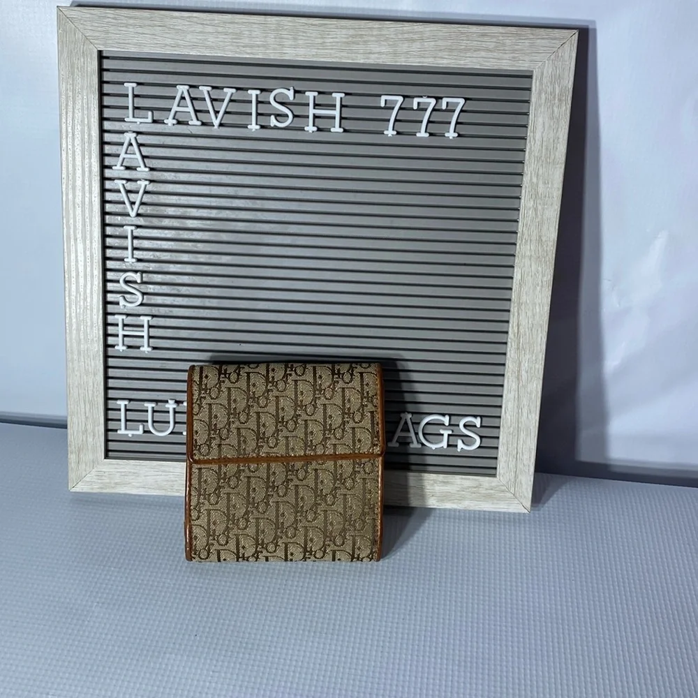 Dior short wallet vintage light coin mark only call out